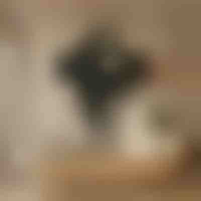 Moderný kovový nástenný kríž | JESUMET